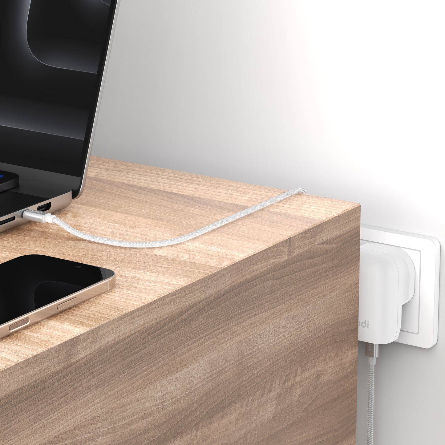 budi - 45W UK Plug & Charger